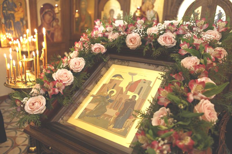 В Благовещение Пресвятой Богородицы в Свято-Троицком храме г. Таганрога состоялось праздничное богослужение